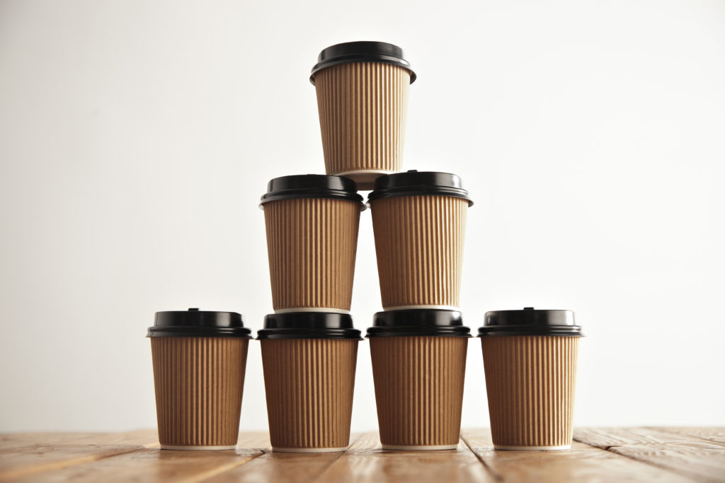 Jak projektować opakowania zgodne z GOZ? Pobierz poradnik